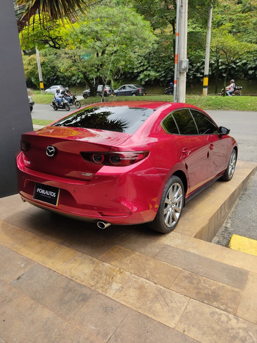 Mazda 3 Grand Touring