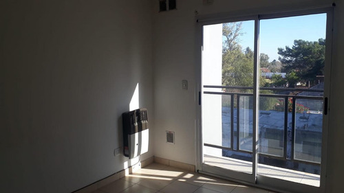 Imagen 5 de 17 de Venta - Departamento 2 Ambientes Con Cochera - Muñiz