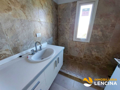 Imagen 16 de 18 de Casa En Venta - 3 Dormitorios - Becciu Carlos Paz