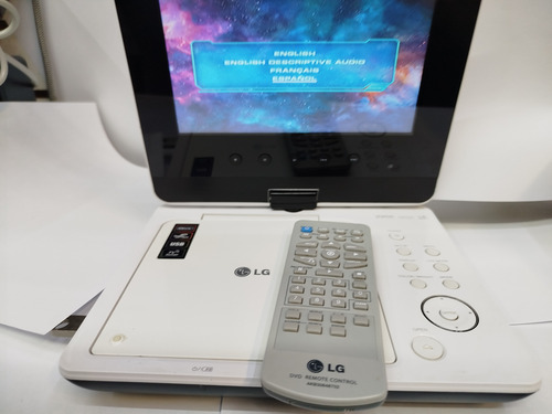 Dvd Portátil Lg Dp372d Con Usb Con Control Blanco/negro (Usado)