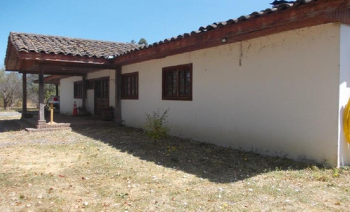 Sector Llano Blanco. Piscina