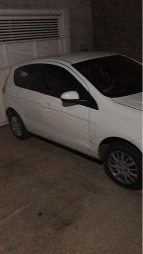 Imagem 7 de 8 de Fiat Palio 2015 1.0 Attractive Flex 5p