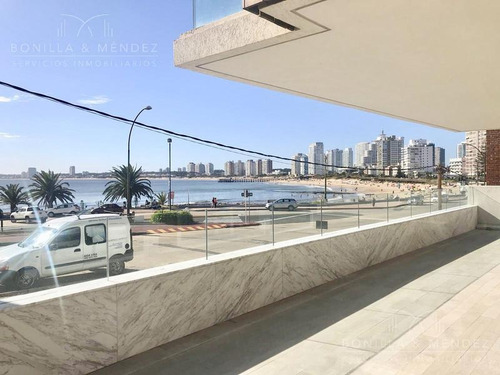 Mouette, Primera Fila, Piso De 570 M2, Piscina Propia!