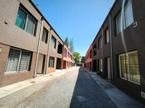 Departamento 2 Ambientes Con Cochera En Alquiler En Muñiz