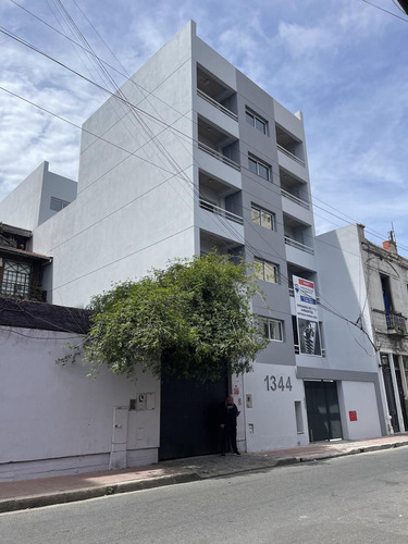 Dueño Vende O Permuta Por Departamento En Bariloche Monoambiente Divisible En San Telmo A Estrenar Oportunidad Ideal Inversion Apto Profesional Entrega Inmediata