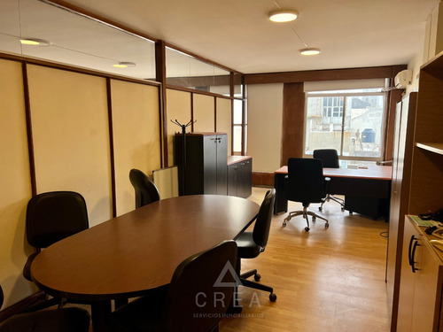 Venta Oficina Ciudad Vieja Buen Metraje Orientacion Norte 91m2 Edificados