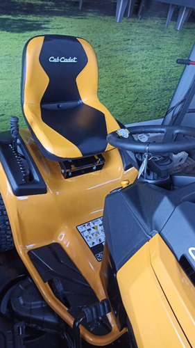 Imagen 4 de 15 de Tractor Cortacesped Cub-cadet Enduro Lt 50