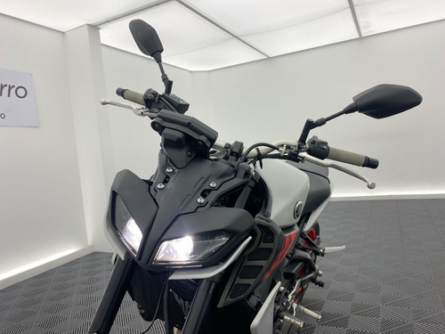 Imagen 16 de 25 de Yamaha Mt09