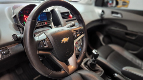 Imagen 11 de 21 de Chevrolet Sonic 2016 1.6 Ltz Mt Mx