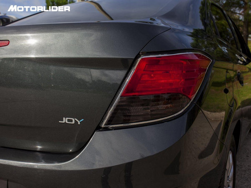 Imagen 16 de 25 de Chevrolet Prisma Joy Extra Full | Permuta / Financia