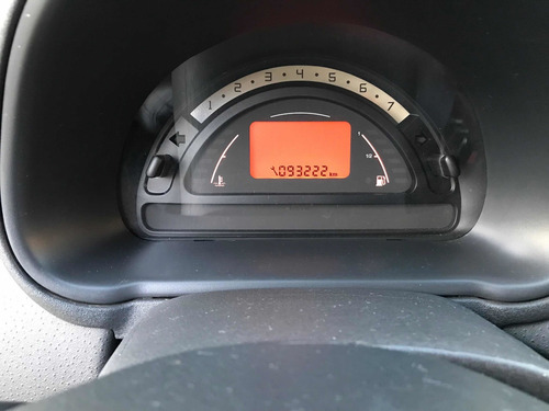 Imagem 6 de 7 de Citroën C3 2011 1.4 8v Glx Flex 5p