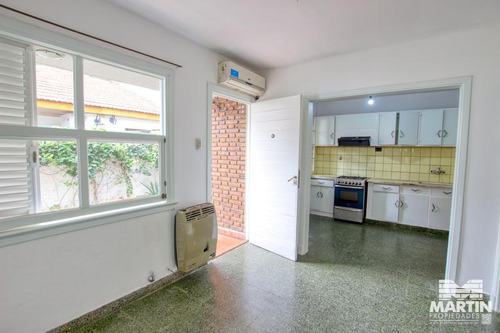 Venta En Block De Dos Casas En Ph - Martínez