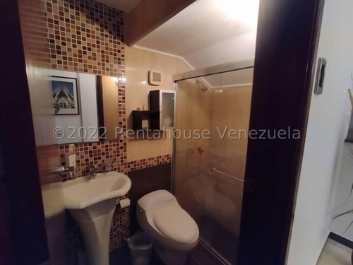 Imagen 11 de 20 de Townhouse En Alquiler Trigal Norte Valencia 23-1800 Rentahouse
