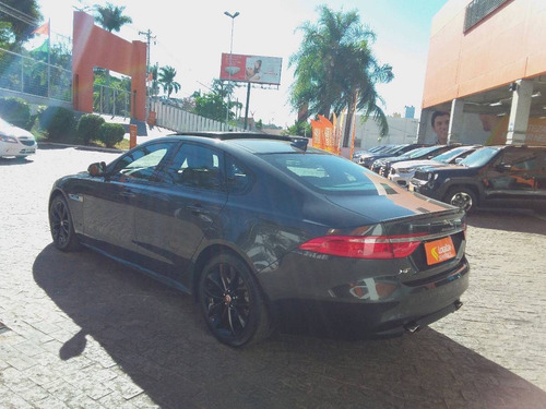 Jaguar Xf 2.0 R-sport Turbocharged Gasolina 4p Automático