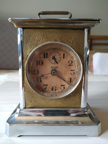 Relógio Despertador Antigo De Mesa Junghans (ver Descrição)
