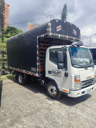 Camión Jac Jkr Estacas Modelo 2023 En Excelente Estado