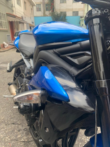 Street Triple 675