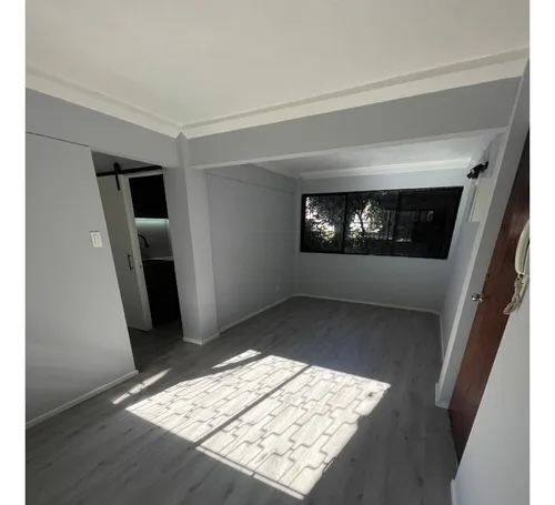 Dpto 3 Dormitorios Y Un Baño, En Metro Villa Frei, Ñuñoa
