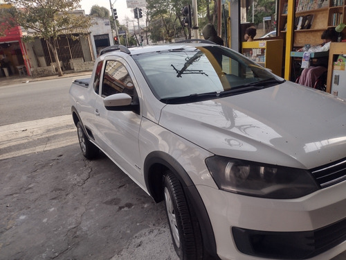 Imagem 1 de 8 de Volkswagen Saveiro 1.6 Trend Cab. Estendida Total Flex 2p