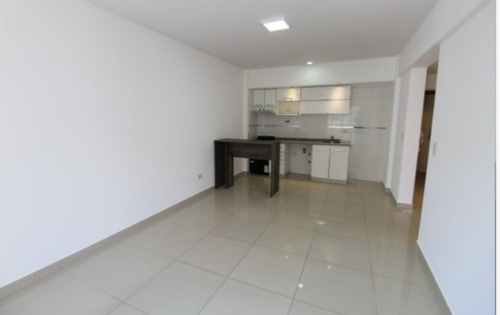 Imagen 5 de 14 de Departamento De 3 Ambientes En Venta - Ramos Mejia Norte