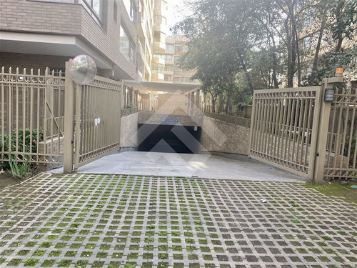Estacionamiento En Arriendo En Providencia