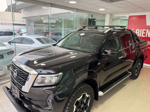Nissan Frontier y NP 300 Frontier Pick-Up! 4 pts. Frontier Platinum LE, Doble Cab., 2.5TD, TA, a/ac., f. led, RA-18, 4x4