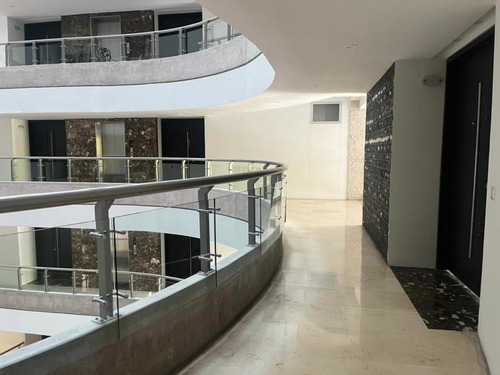 Imagen 17 de 27 de Apartaneto En Alquiler Con Pisicna En San Cristobal Amoblado
