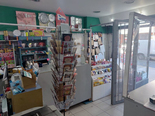 Imagen 4 de 9 de Local En Venta En Valentín Alsina