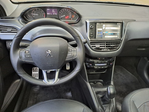 Imagen 12 de 21 de Peugeot 208 Feline 1.6 Pack Cuir 2015 Permuto Financio