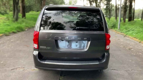 Imagen 13 de 15 de Dodge Grand Caravan 2017 5p Sxt V6/3.6 Aut