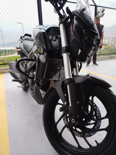 Bajaj Dominar 250 Touring