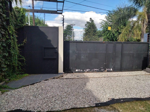 Vendo Casa En Housing Privado, Barrio Villa Belgrano