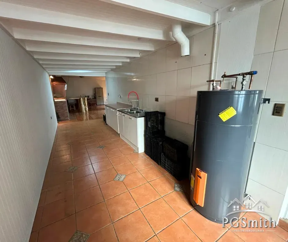 Imagen 5 de 27 de Amplia Casa 5d En Arriendo Altos De Chiguayante