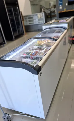 Freezer Kuma Sdq-700 Eficiencia Y Gran Capacidad Blanco