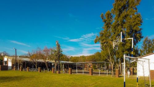 Edificio Comercial / Complejo Turístico En Venta Gualeguaychu