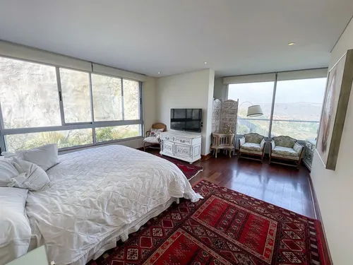 Departamento En Venta De 2 Dorm. En Las Condes
