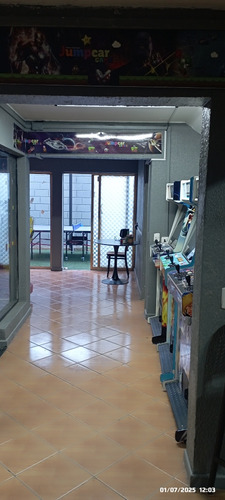 Se Arrienda Casona Giro Comercial