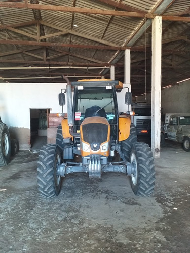 Trator Valtra A750