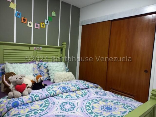 Apartamento En Venta Urb La Vaquera Guarenas Ar Mls # 25-16755