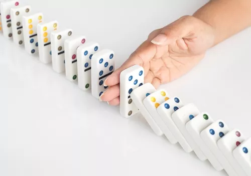 Jogo De Dominó Profissional Osso Colorido 28 Pedras Dominoes