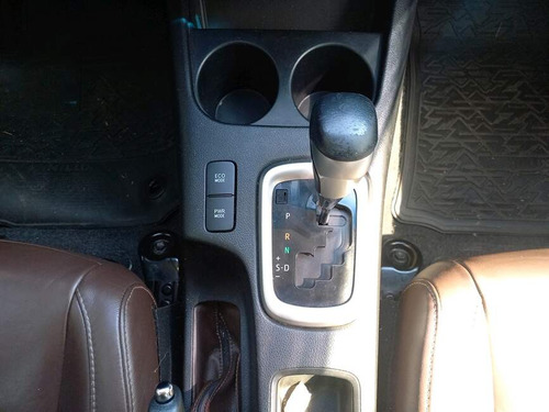 Toyota Hilux 2.7 SR 4X2 CD 16V FLEX 4P AUTOMÁTICO