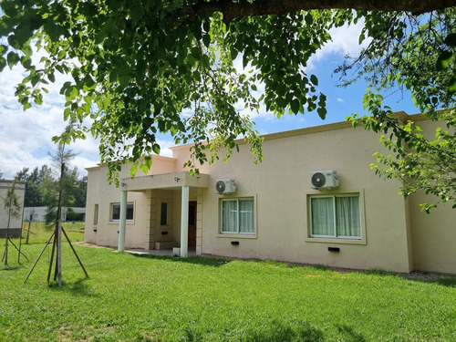 Casa En Venta Ubicado En Coronel Brandsen, G.b.a. Zona Sur