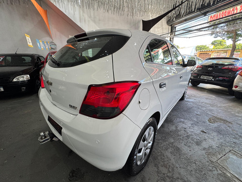 Chevrolet Onix 1.0 Ls 5p