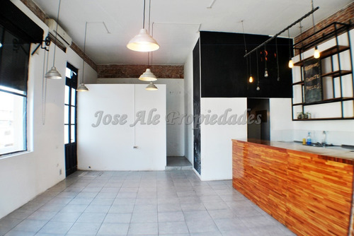 Imagen 3 de 8 de En Venta - Local Comercial En Colonia De Sacramento