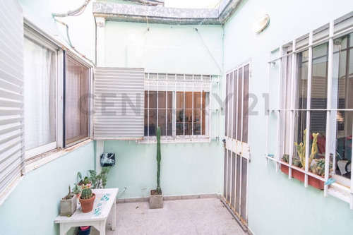 Imagen 18 de 19 de Departamento En Venta De 2 Dormtorios Con Patio En La Plata