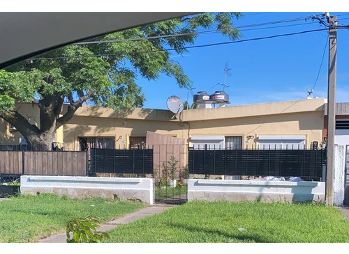 Dos Casas En Gran Terreno Permite Mas Casas