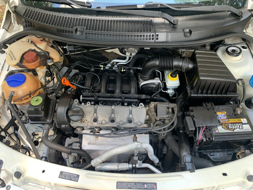 Volkswagen Voyage 1.6!!! R$28.900,00!! 2012!! Top!! Ipva Pg!