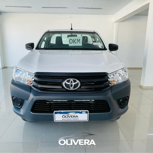 Toyota Hilux Pick Up 4x4 Diesel 0km - Olivera Automotores