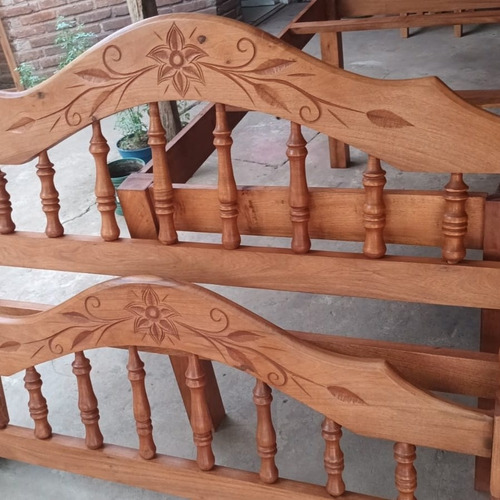 Cama 2 Plazas Flor Algarrobo Premium
