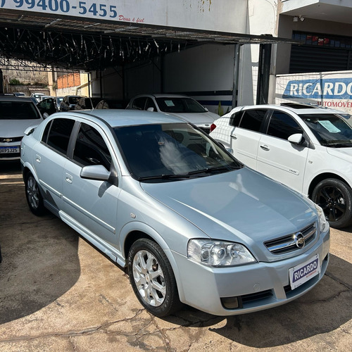 Chevrolet Astra 2.0 Advantage Flex Power 5p